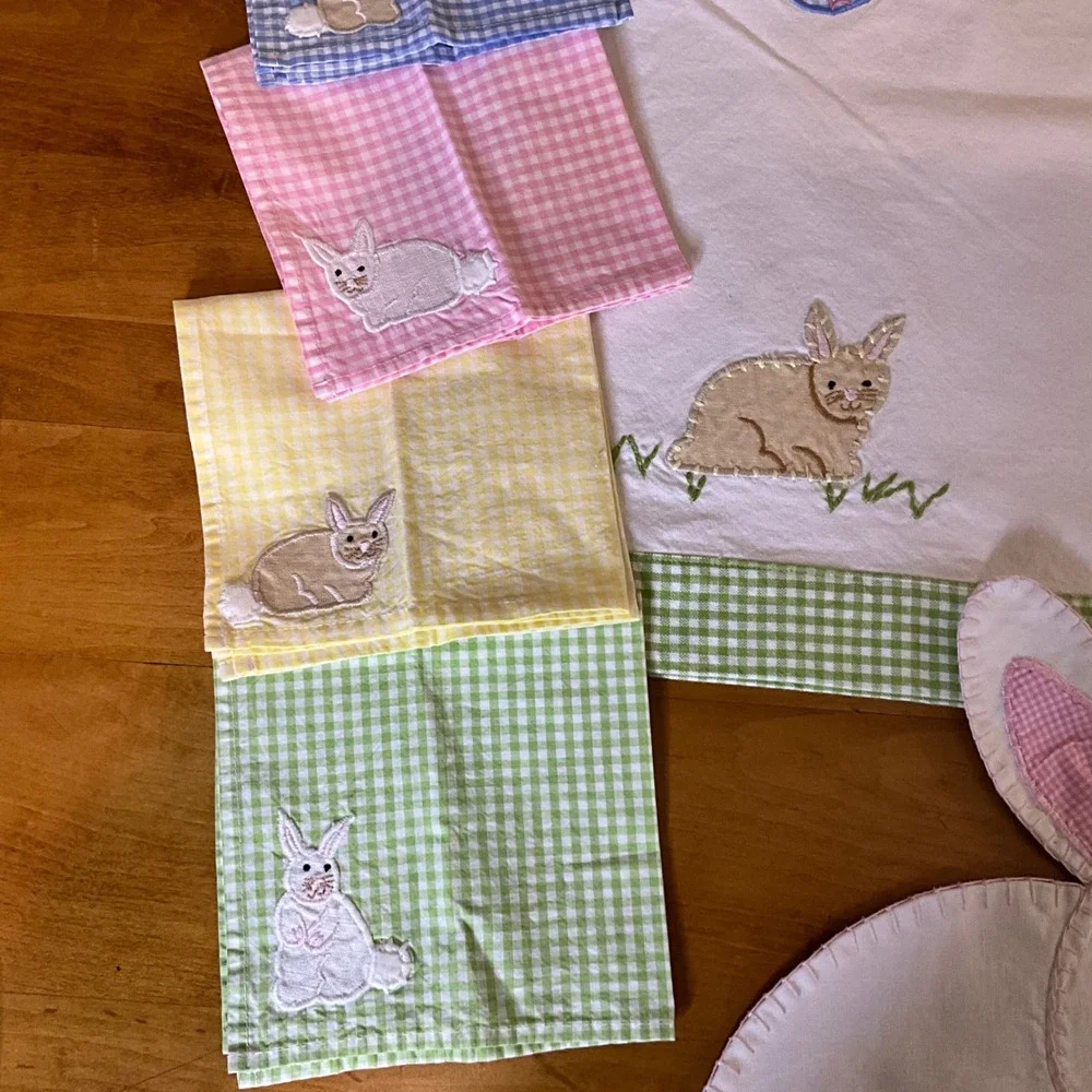 Pottery Barn‎ Easter Bunny Table Runner Napkins Set Gingham Applique Eggs Chicks